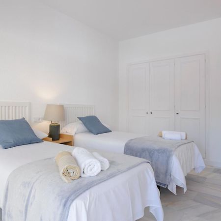 Jardines Del Mar Apartments มาร์เบยา ภายนอก รูปภาพ