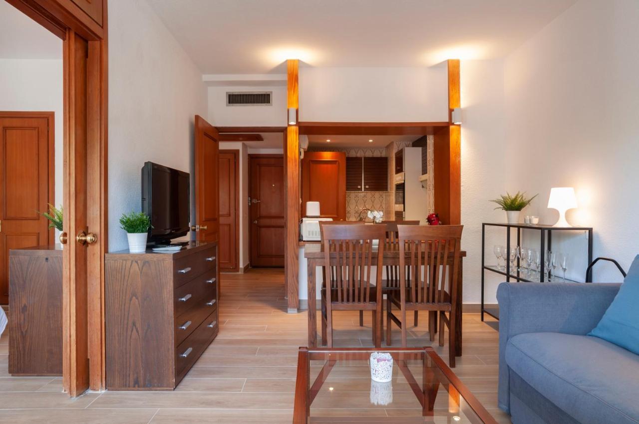 Jardines Del Mar Apartments มาร์เบยา ภายนอก รูปภาพ